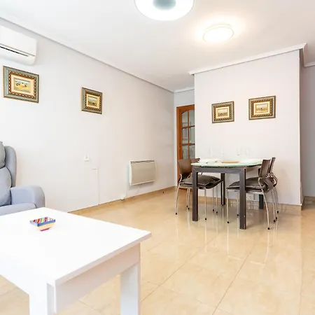 Rentafive - Centro - Playa - A/a Apartment *