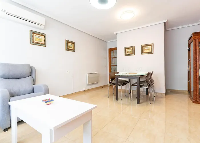 Rentafive - Centro - Playa - A/a Apartment *